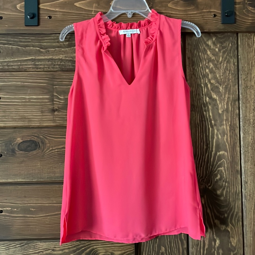 Sleeveless blouse